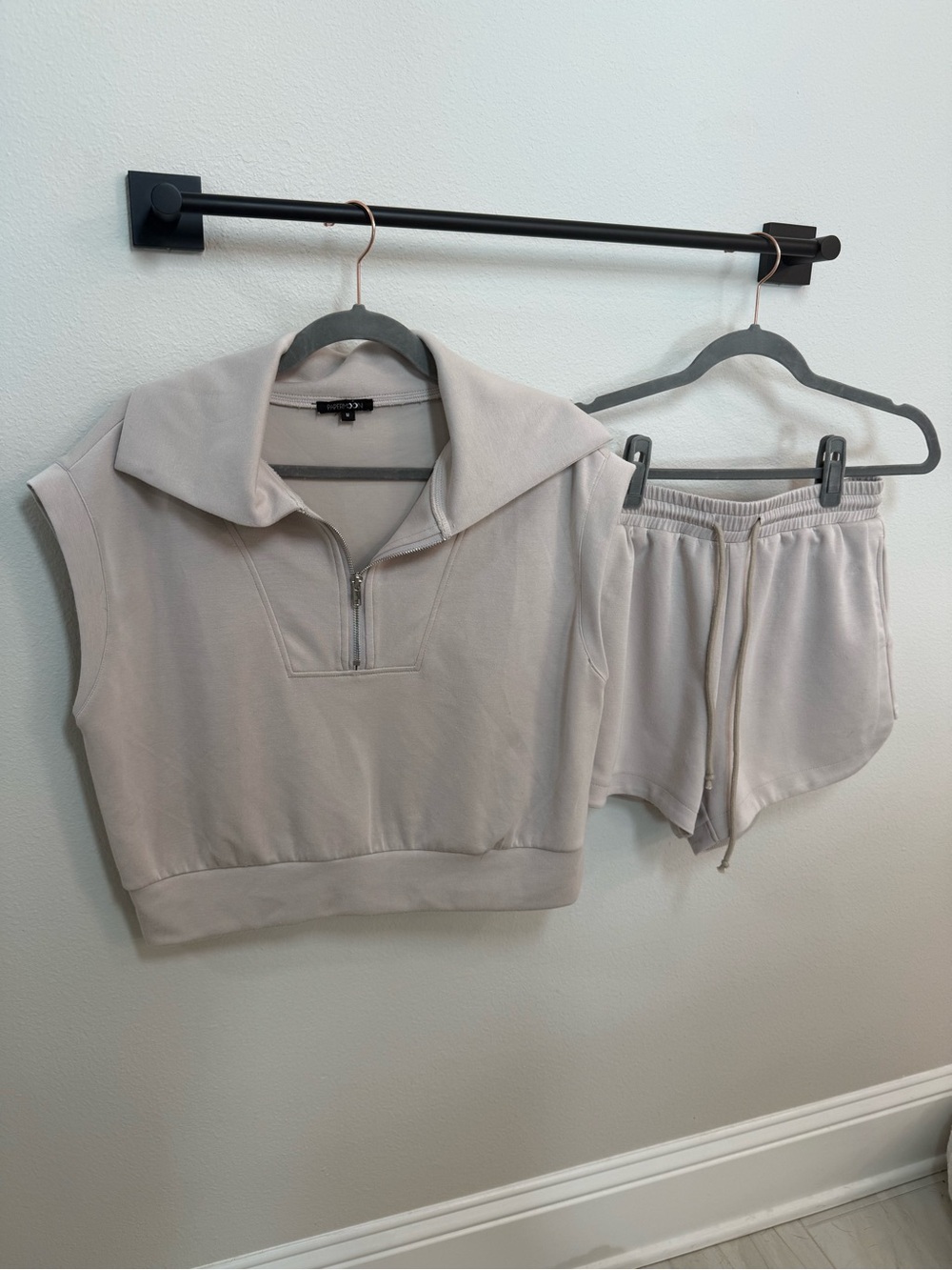 Papermoon — Blake, Beige Capped Sleeve Zip and Drawstring Shorts Set